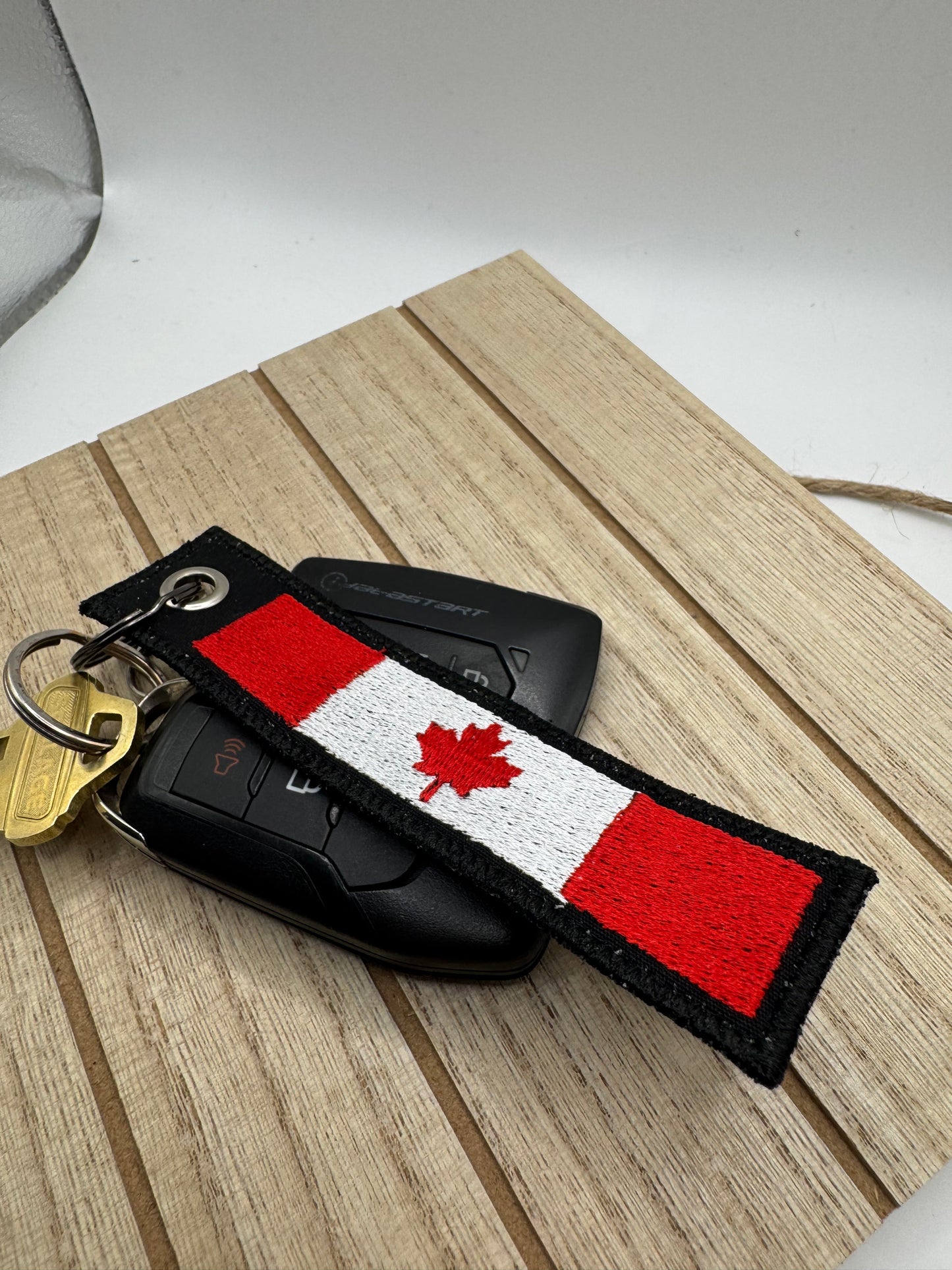 Personalized Canada Embroidered Keychain, Luggage Tag, Key tag - Customize with your name